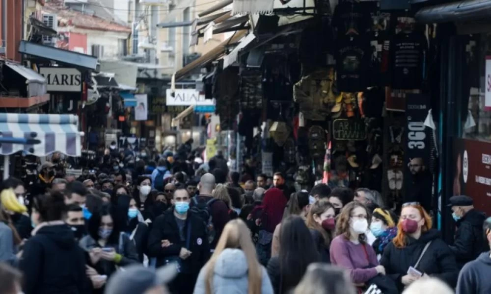 Ωράριο καταστημάτων: Τι αλλάζει από σήμερα - Επιστροφή στην "κανονικότητα"